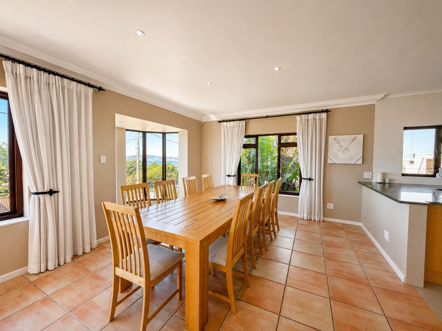 4 Bedroom Property for Sale in Lower Robberg Western Cape